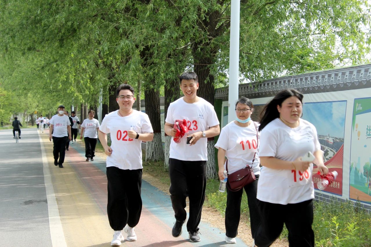alt 图片